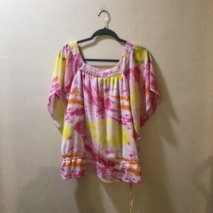 Essentials By Milano sheer sleeve multicolor tie-dye pattern blouse